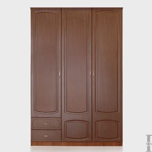 Трёхстворчатый шкаф с ящиками